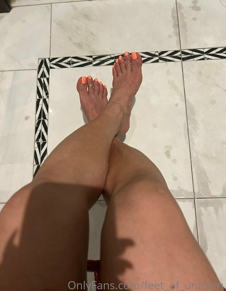 feet of unicorn onlyfans leaks