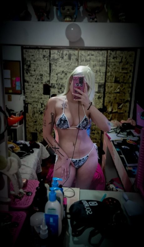 carrietlol onlyfans leak nudes