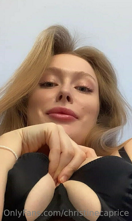 christinecaprice only fans sex