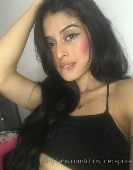 christinecaprice only fans nude
