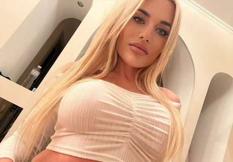 alicedollyua onlyfans sex