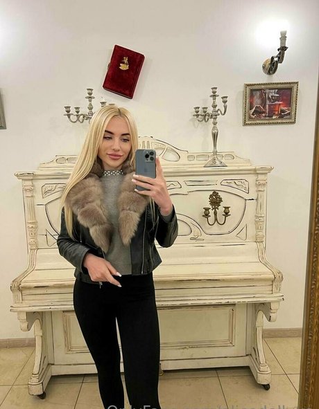 alicedollyua onlyfans leak xxx