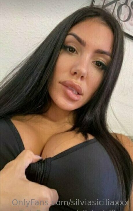 silviasiciliaxxx onlyfans leak porn