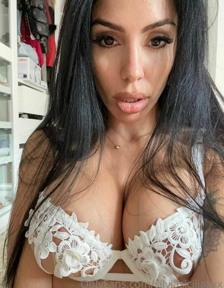 silviasiciliaxxx Profile image