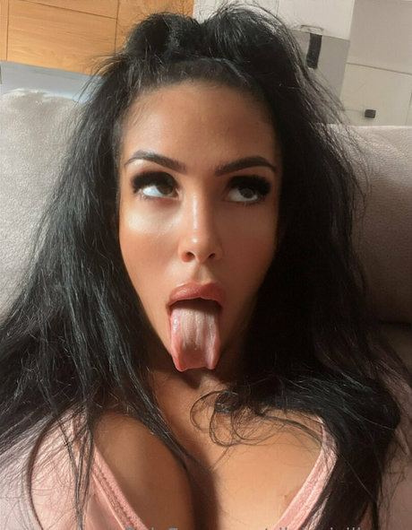 silviasiciliaxxx onlyfans porn leaks