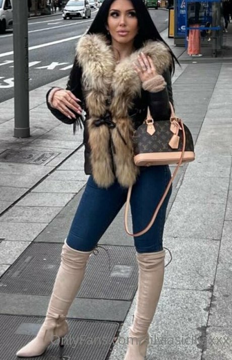 silviasiciliaxxx leak only fans