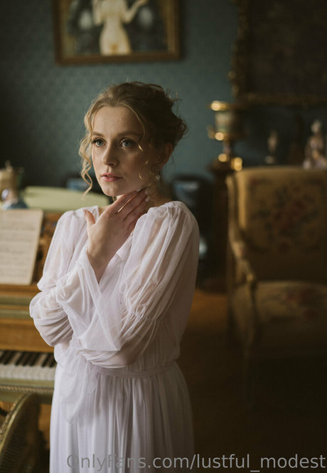 lustful modest onlyfans naked