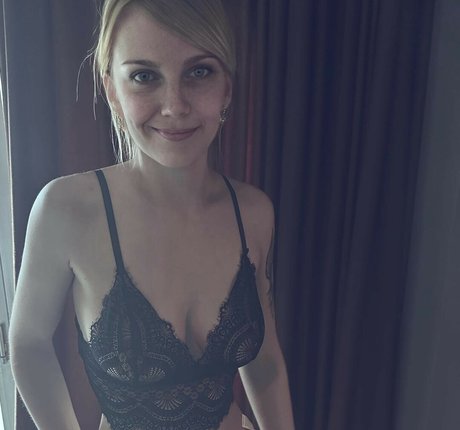 Jordanna Tanna onlyfans pics