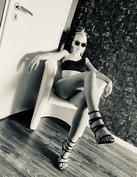 Jordanna Tanna onlyfans nude leaks