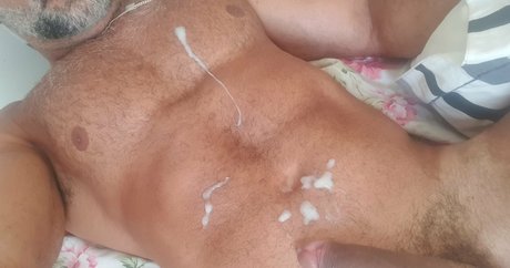 jorginhokarioka21 xxx only fans