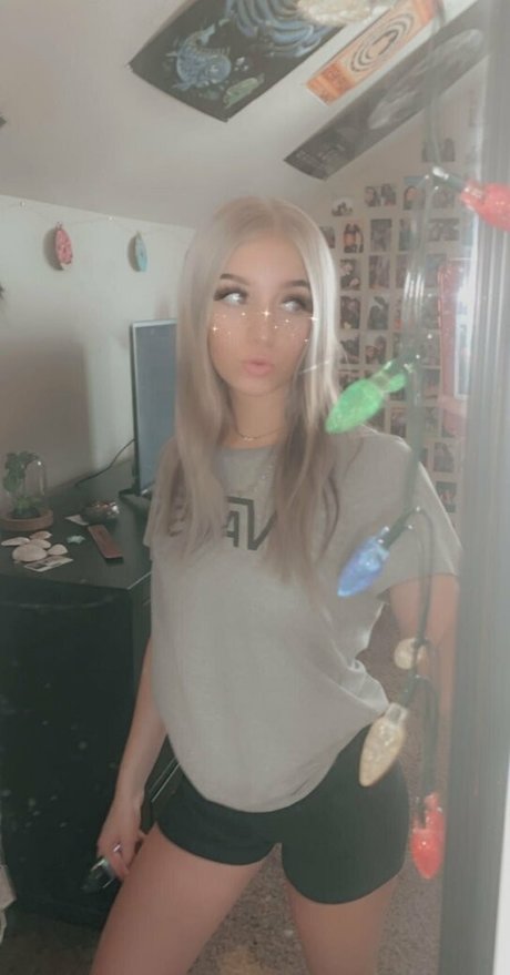 babysaraxoxo onlyfans leaks