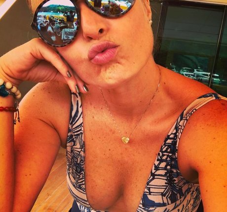 angelicaksy onlyfans nude pictures