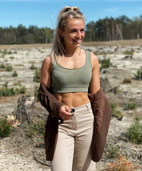 Larissa Van Meerten desnuda onlyfans