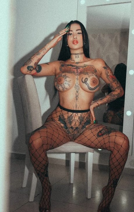 Julietta Gibson onlyfans leakd