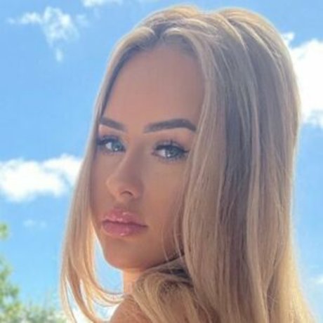 Rosierendallx onlyfans leaks nudes