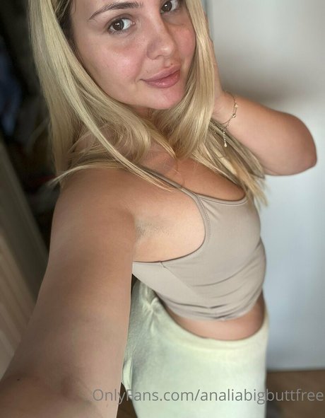 analiabigbuttfree onlyfans leak nude
