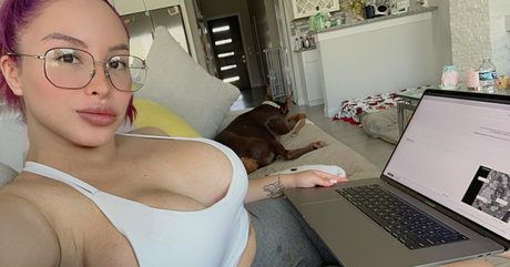 notoriousvictorious2 nude onlyfans leak