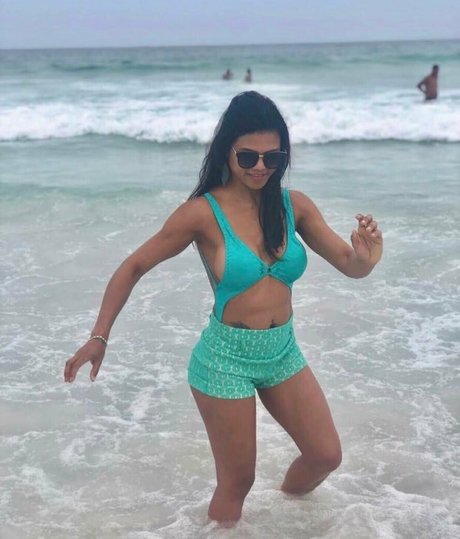 bonnylafuente onlyfans model photo