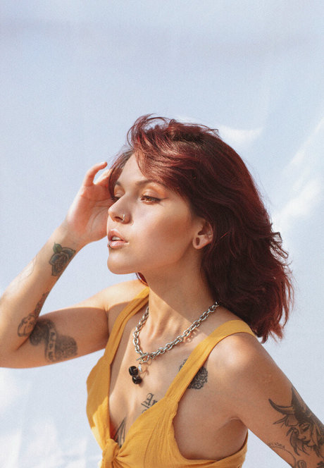 blvckchxrry onlyfans.