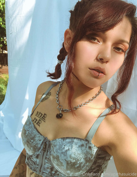 blvckchxrry onlyfans model photos