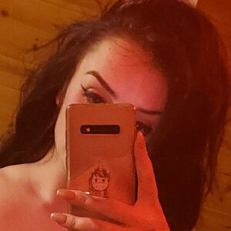 thick mature onlyfans xxx selfie