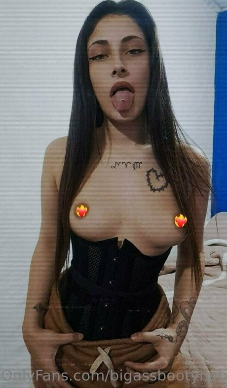 bigassbootybabez only fans pic
