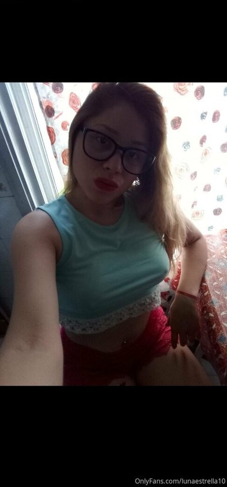 lunaestrella10 onlyfans nudes leaks