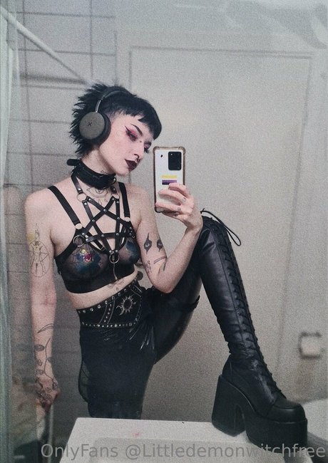 littledemonwitchfree topless onlyfans