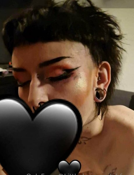 littledemonwitchfree onlyfans naked porn