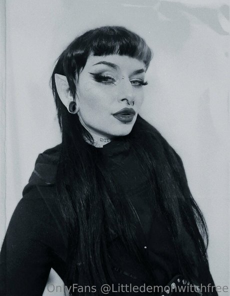 littledemonwitchfree onlyfans sex leaked