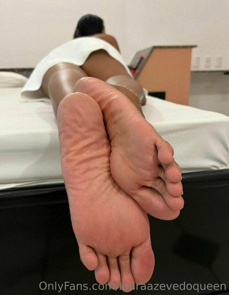 lauraazevedoqueen Profile image