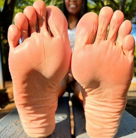 lauraazevedoqueen nude porn onlyfans