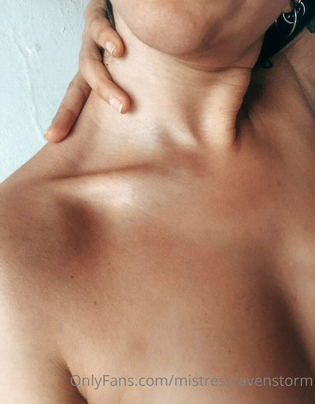 mravenstorm onlyfans topless