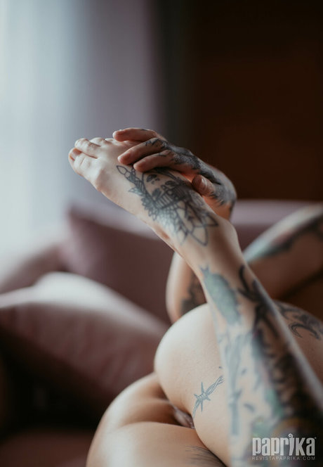 busty mom onlyfans free sexy shot