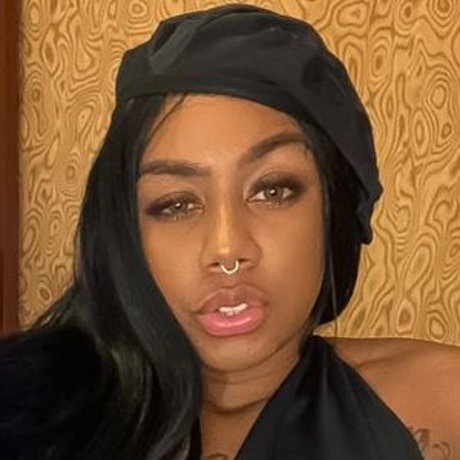 Karoline Coutinho onlyfans joi