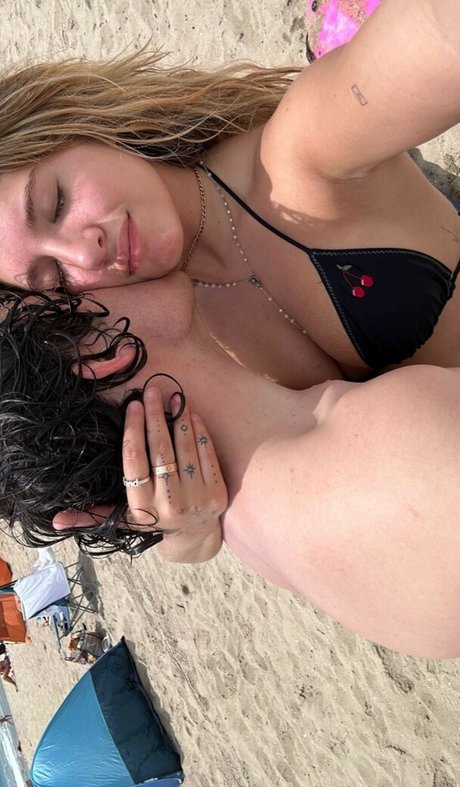 Kenzie Ziegler onlyfans leaked porn