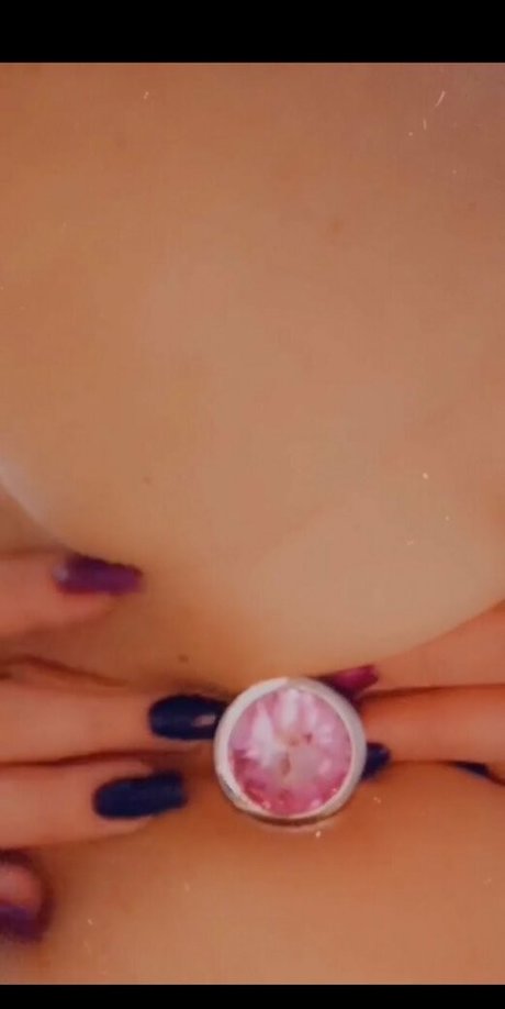 nikkirear onlyfans leaked photos