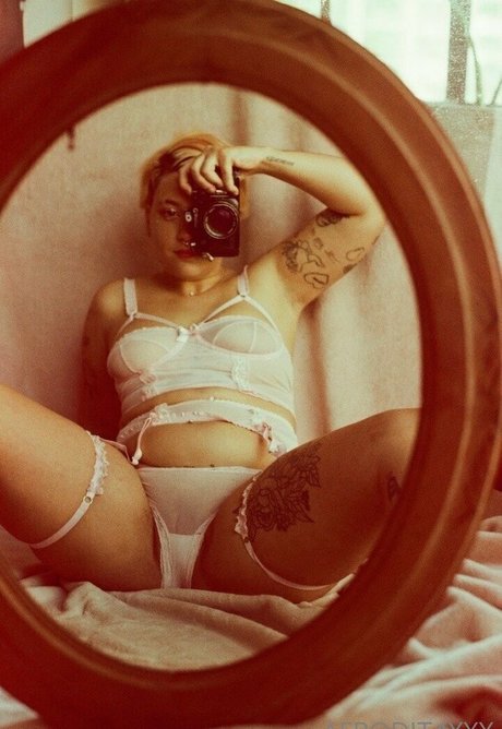 afrodit4x onlyfans naked