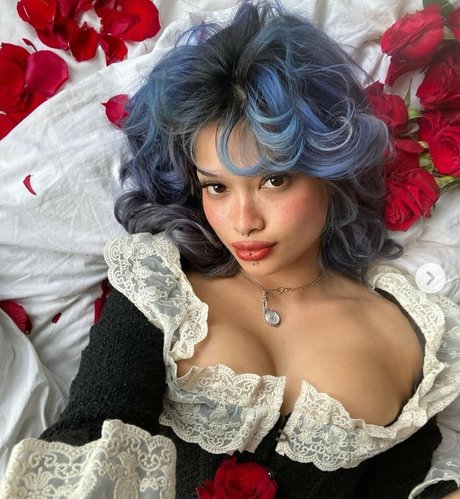 Cleo Lazuli leaked only fans