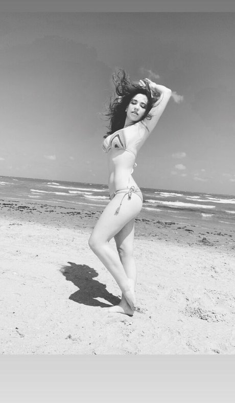 Stephanie Oustalet onlyfans leak