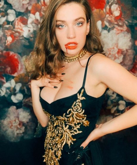 Stephanie Oustalet naked on onlyfans