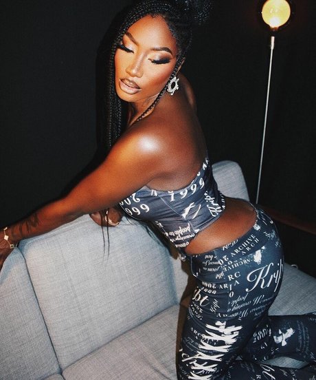 Aya Nakamura onlyfans model images