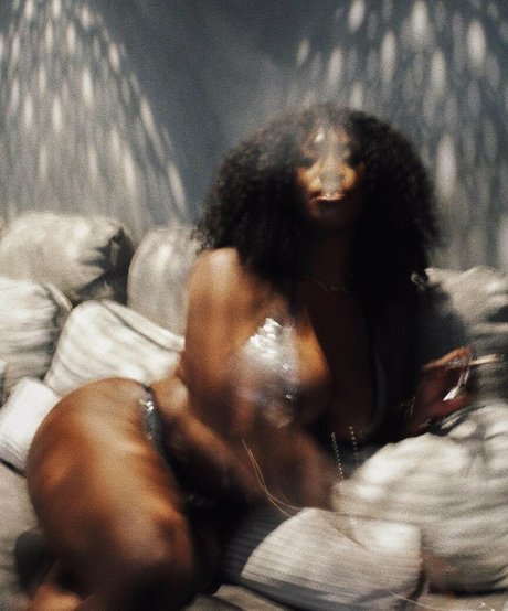 Aya Nakamura Profile image