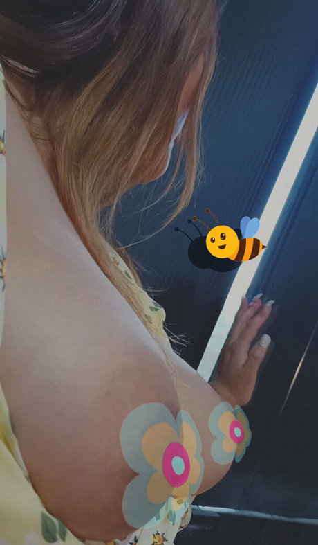 ximenacosmo onlyfans pics