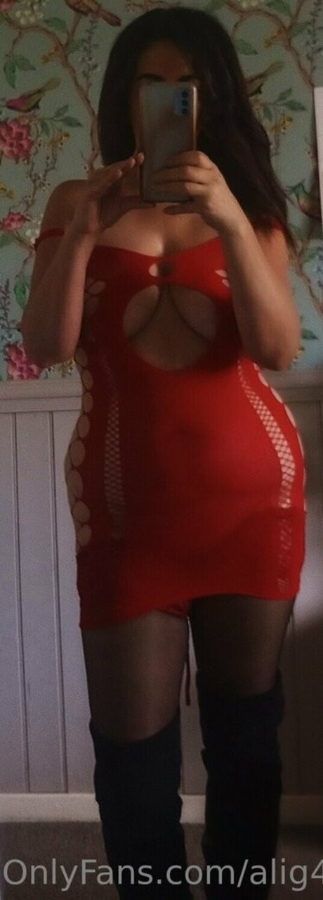 alig44444 onlyfans naked pics