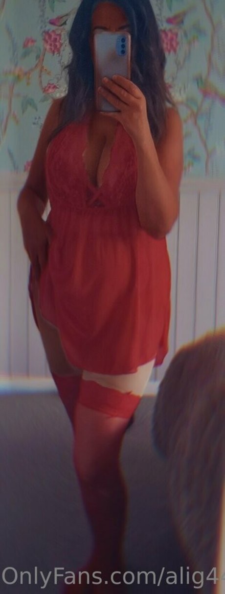 alig44444 xxx only fans