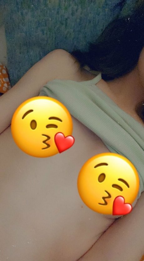 feedfrankiefree topless onlyfans