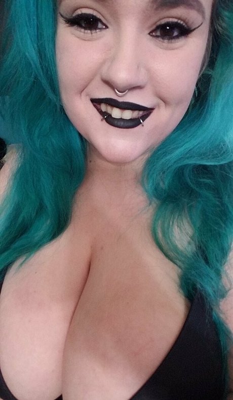 bluewutfree onlyfans pics