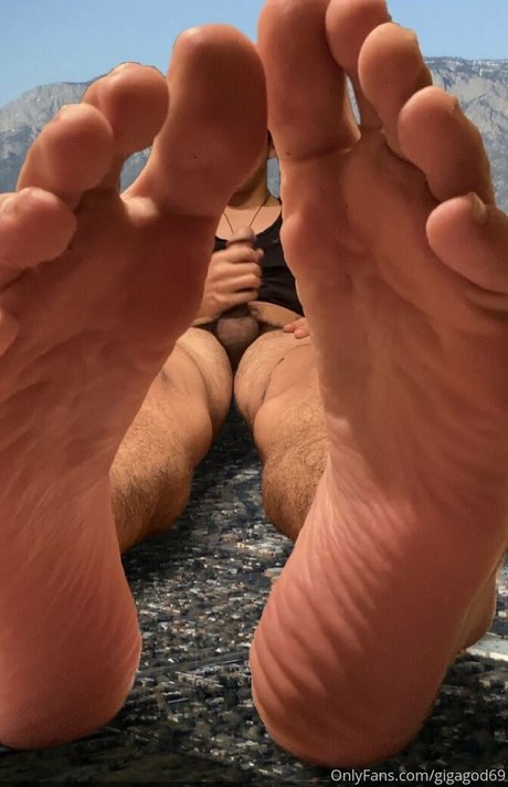 gigagod69 onlyfans sex