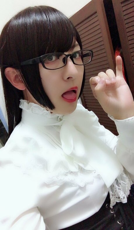 young milf onlyfans top portrayal